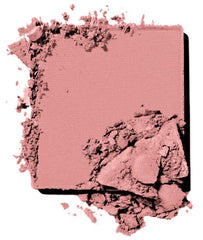 Maybelline Fit Me! Blush Rose Profond, texture legere offrant un teint naturel et frais.