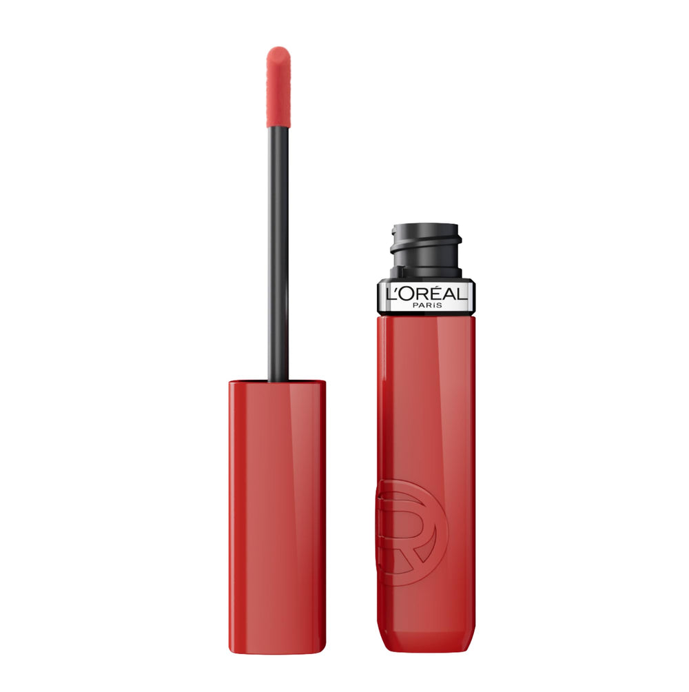 Maybelline Infallible Lacque Résistance – embout ultra précis pour couleur intense.