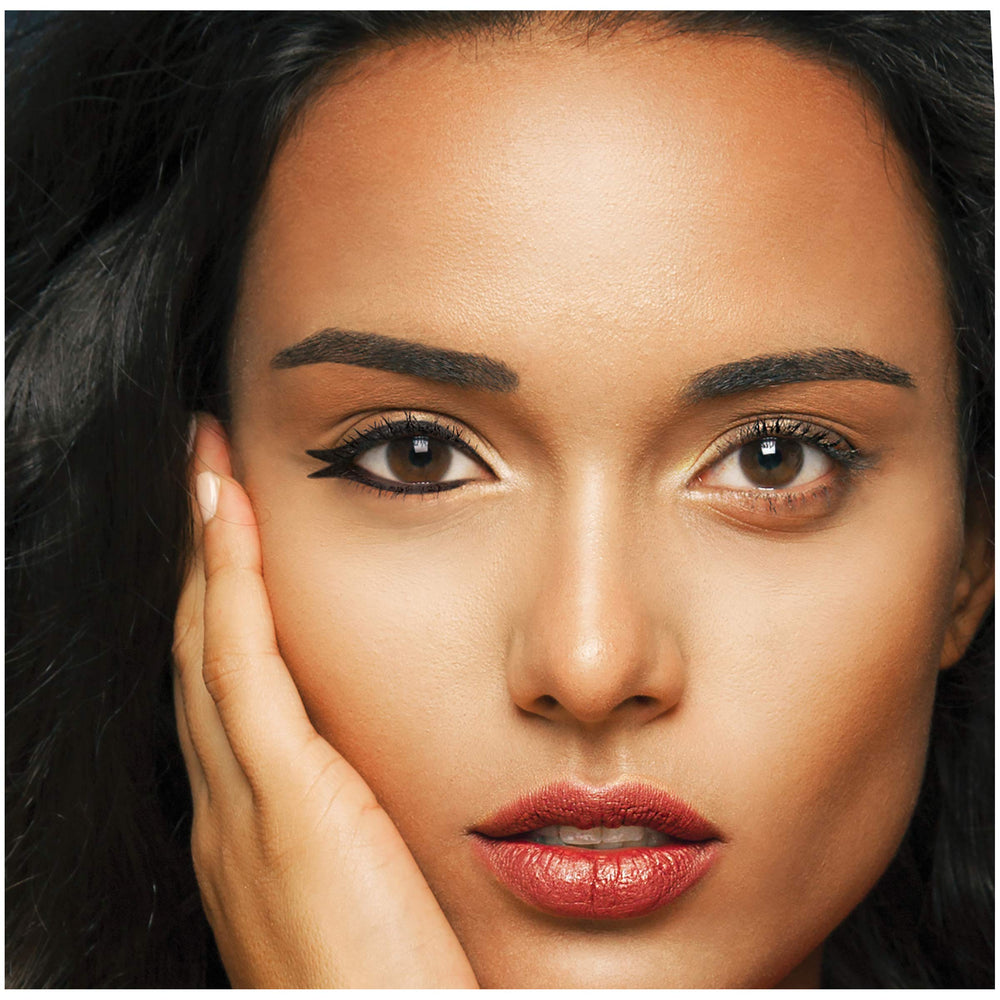 Maybelline Infallible ligne définie sur la paupière, usage quotidien.