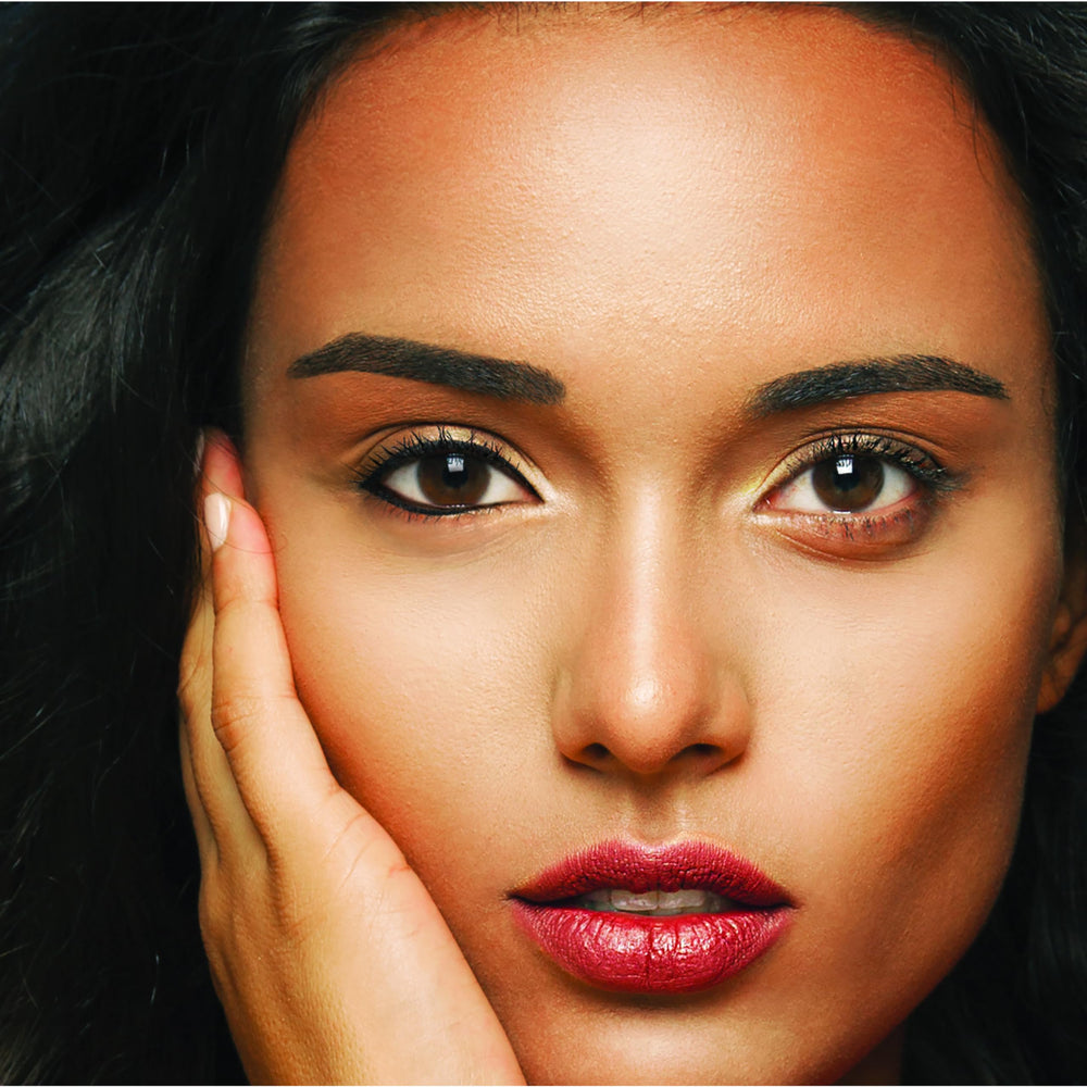 Maybelline Infallible Never Fail – tracé précis et pratique pour routine beauté quotidienne