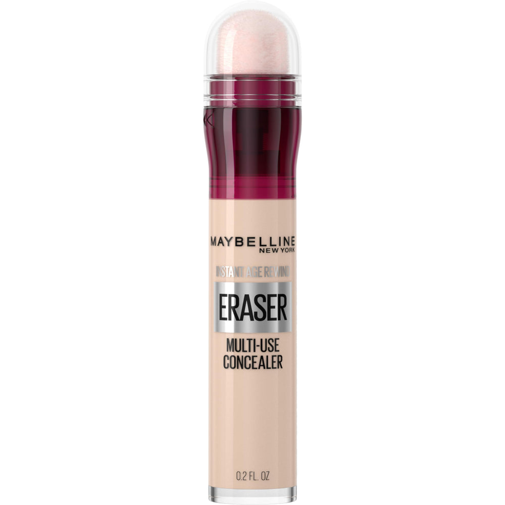 Maybelline Instant Age Rewind: bouteille et eponge pour une application douce autour des yeux