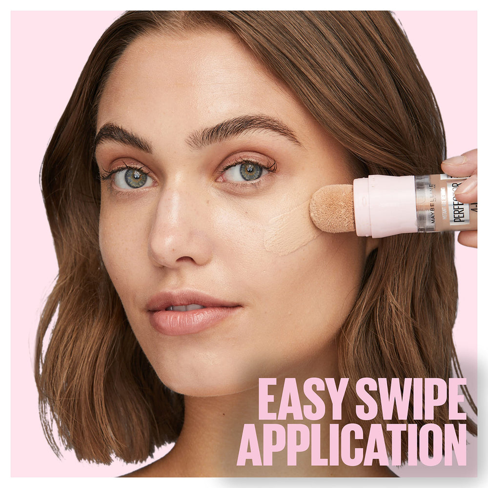 Teinte Fair/Light Cool de Maybelline Glow offre un éclat naturel.