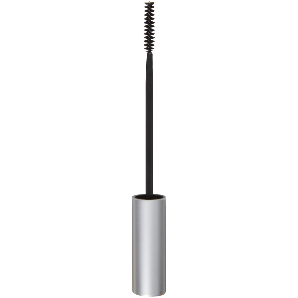 MAYBELLINE Lash Discovery — teinte noire intense pour un regard marqué.