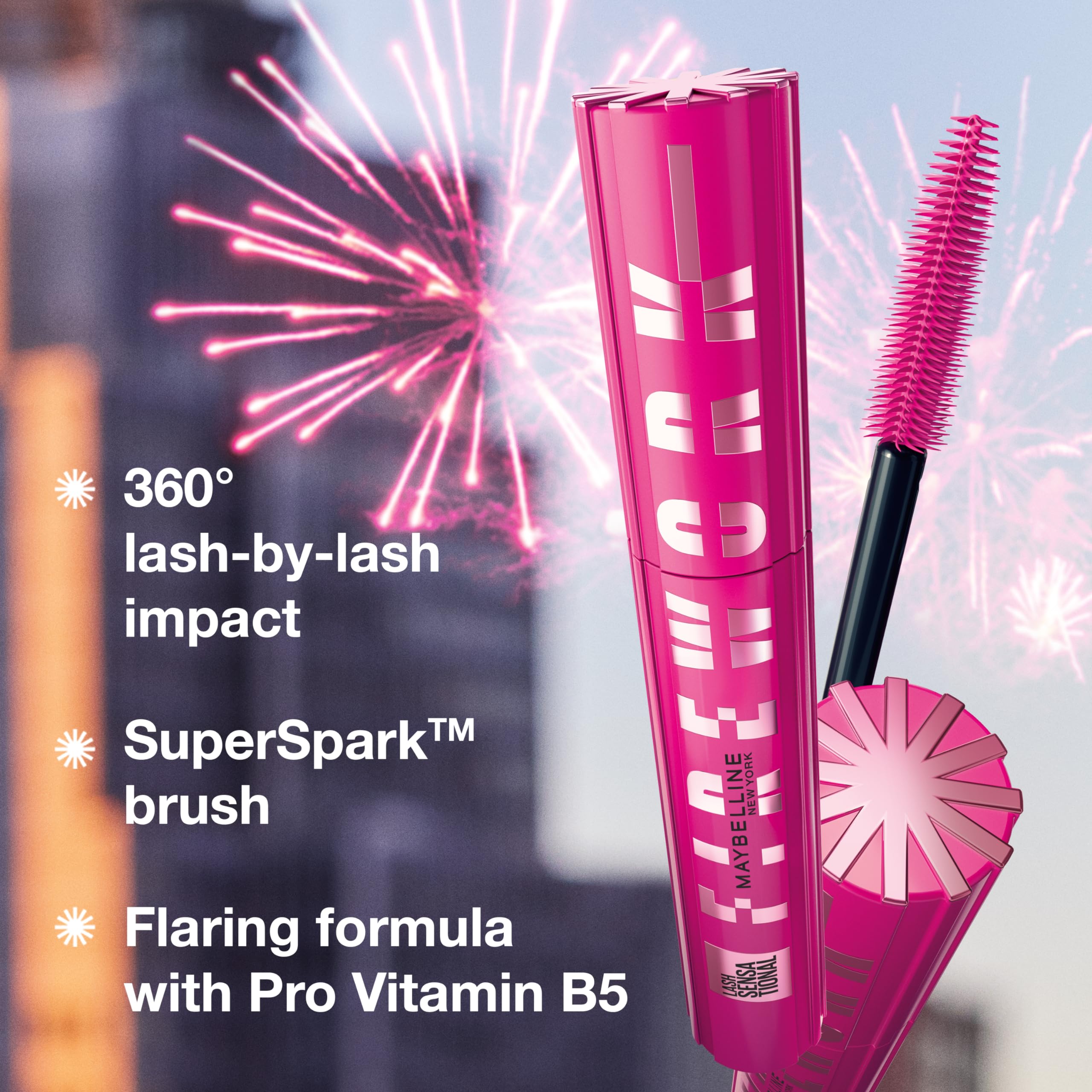 Maybelline Lash Sensational Firework application pour des cils visiblement élargis.