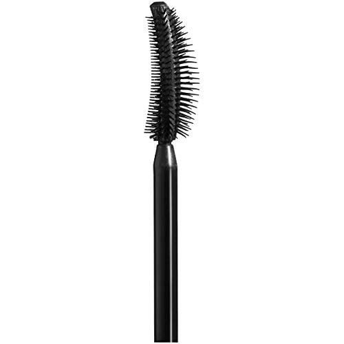 Maybelline Lash Sensational, teinte brun-noir pour un regard discret mais profond.