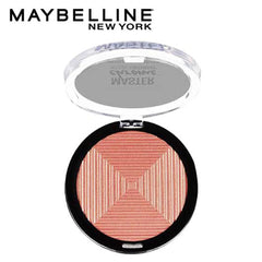 Maybelline Master Chrome Rose Gold : reflets métalliques pour un éclat durable sur le visage.