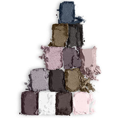 Maybelline Rock Nudes: ombre bleu marine pour profondeur et intensité.