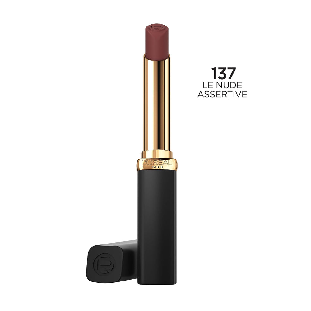 MAYBELLINE Rouge à lèvres matte offre confort et couleur durable toute la journée.