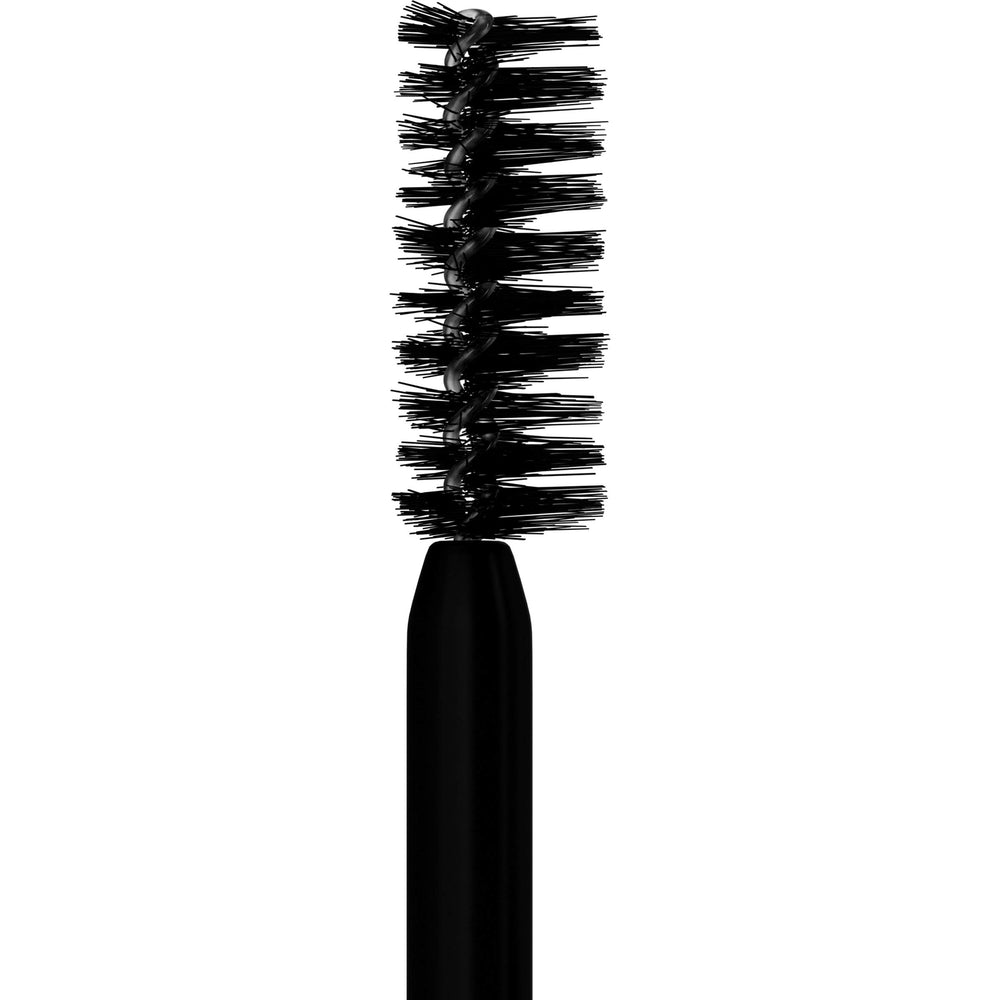 Maybelline – effet naturel et structuré pour un regard éveillé.