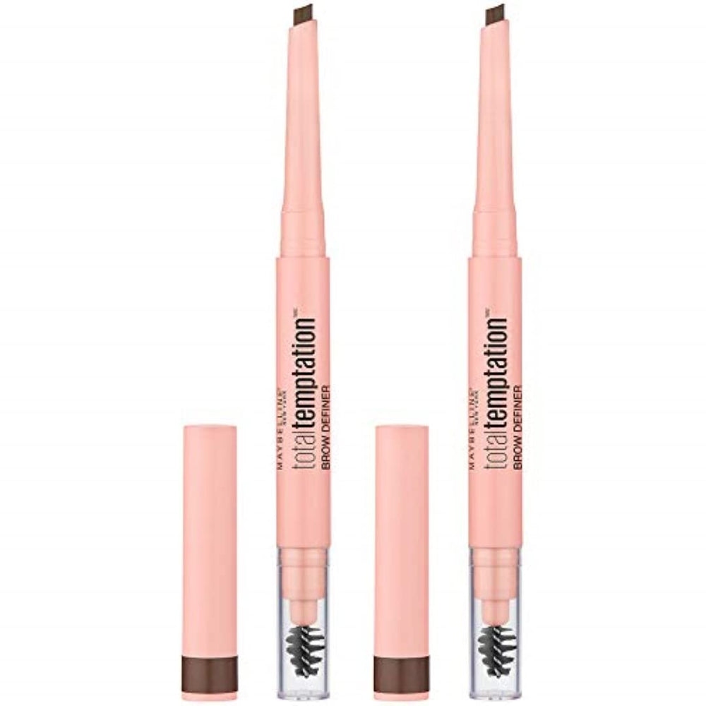 Crayon définition sourcils Maybelline Total Temptation pour un look naturel et précis.