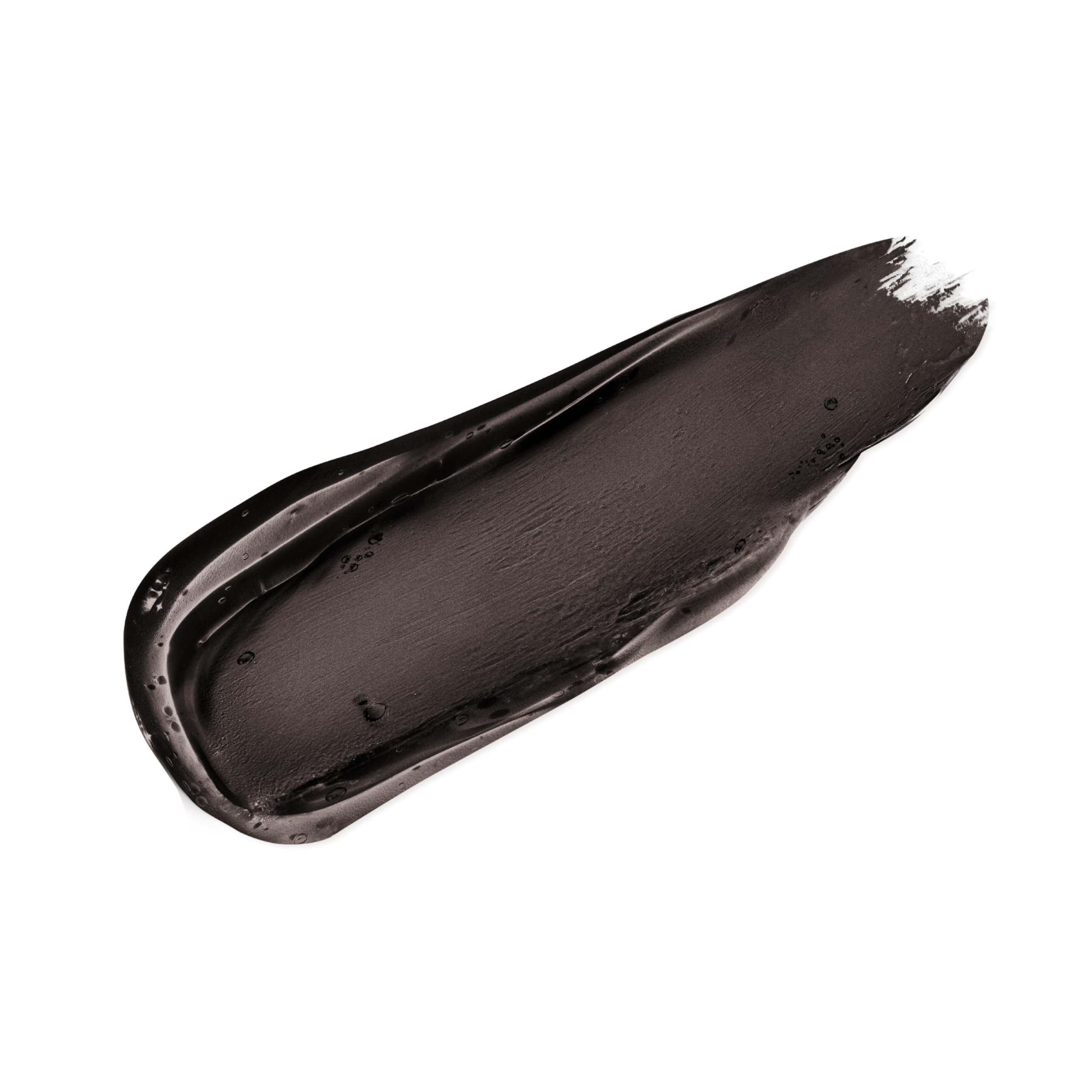 La brosse-modelage intégrée sculpte rapidement les sourcils pour un look net.