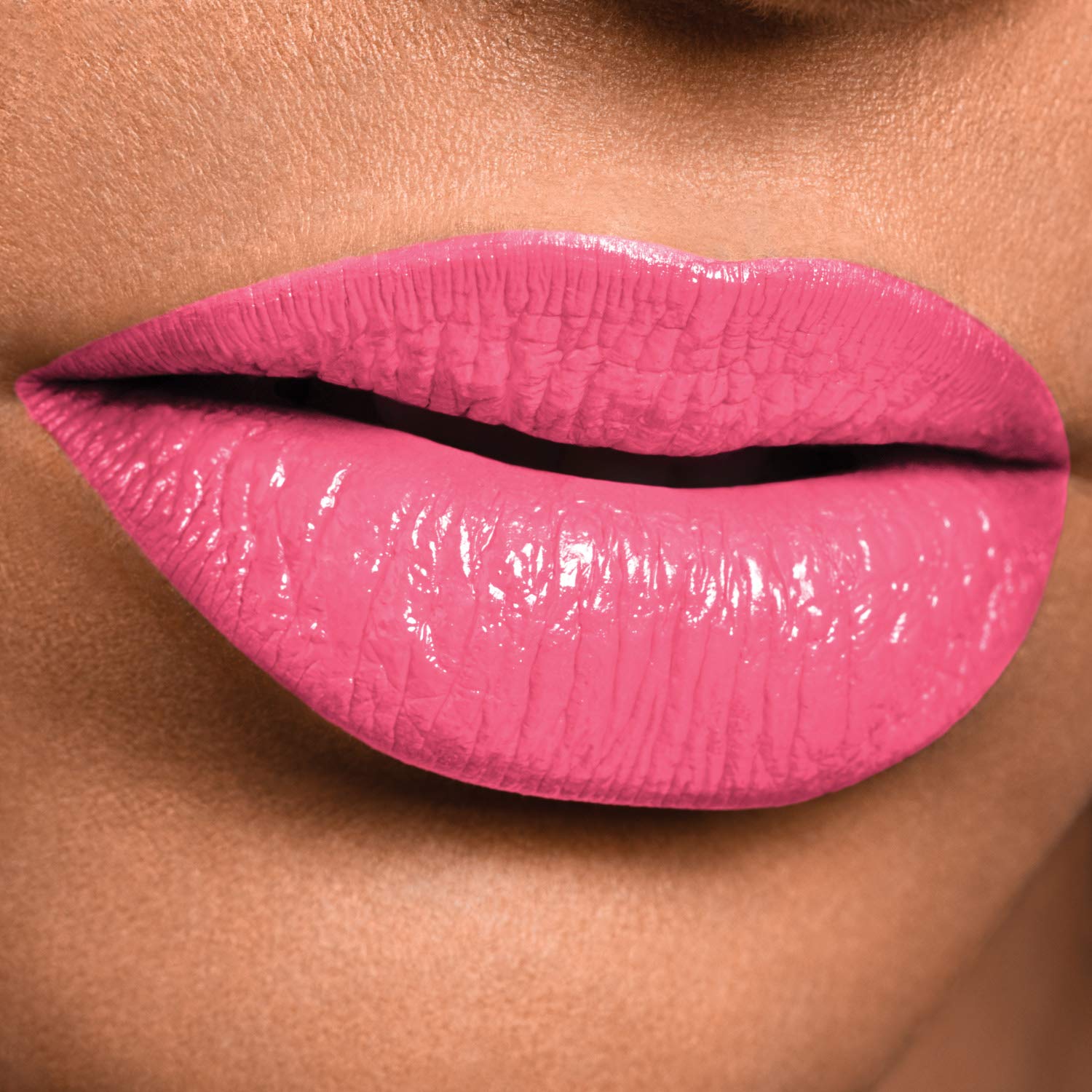 Baume hydratant Maybelline Super Stay 24 intégré pour lèvres nourries.