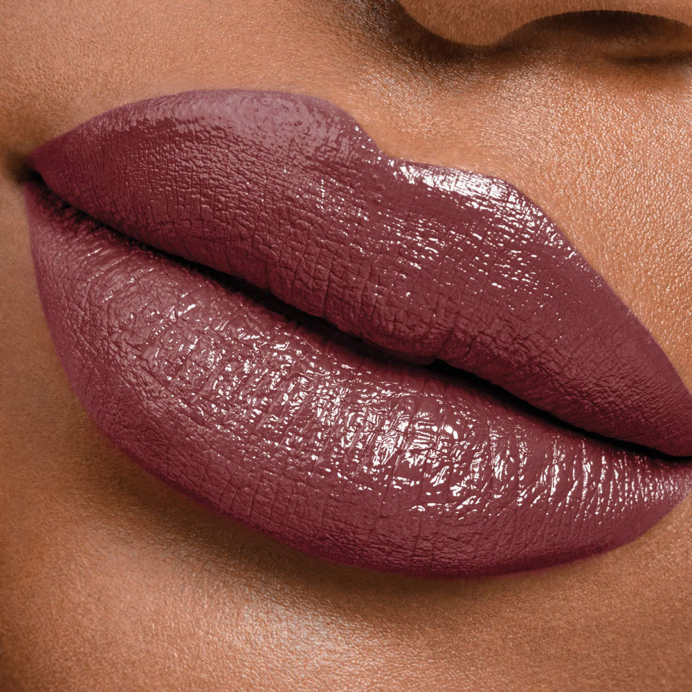 Maybelline Super Stay 24 – texture glissante rappelant un gloss
