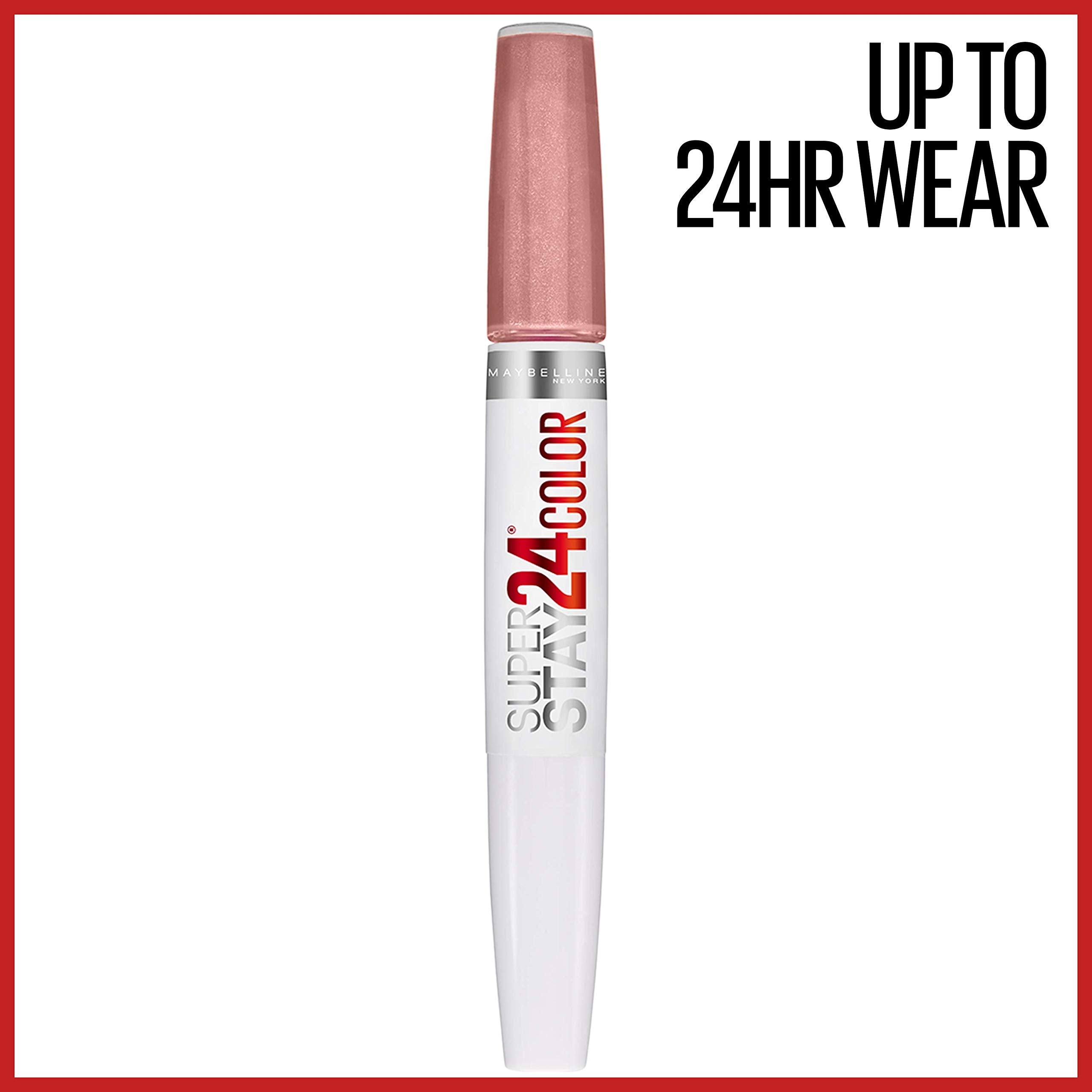 Maybelline Super Stay 24 application precision sur les levres pour une teinte nette.