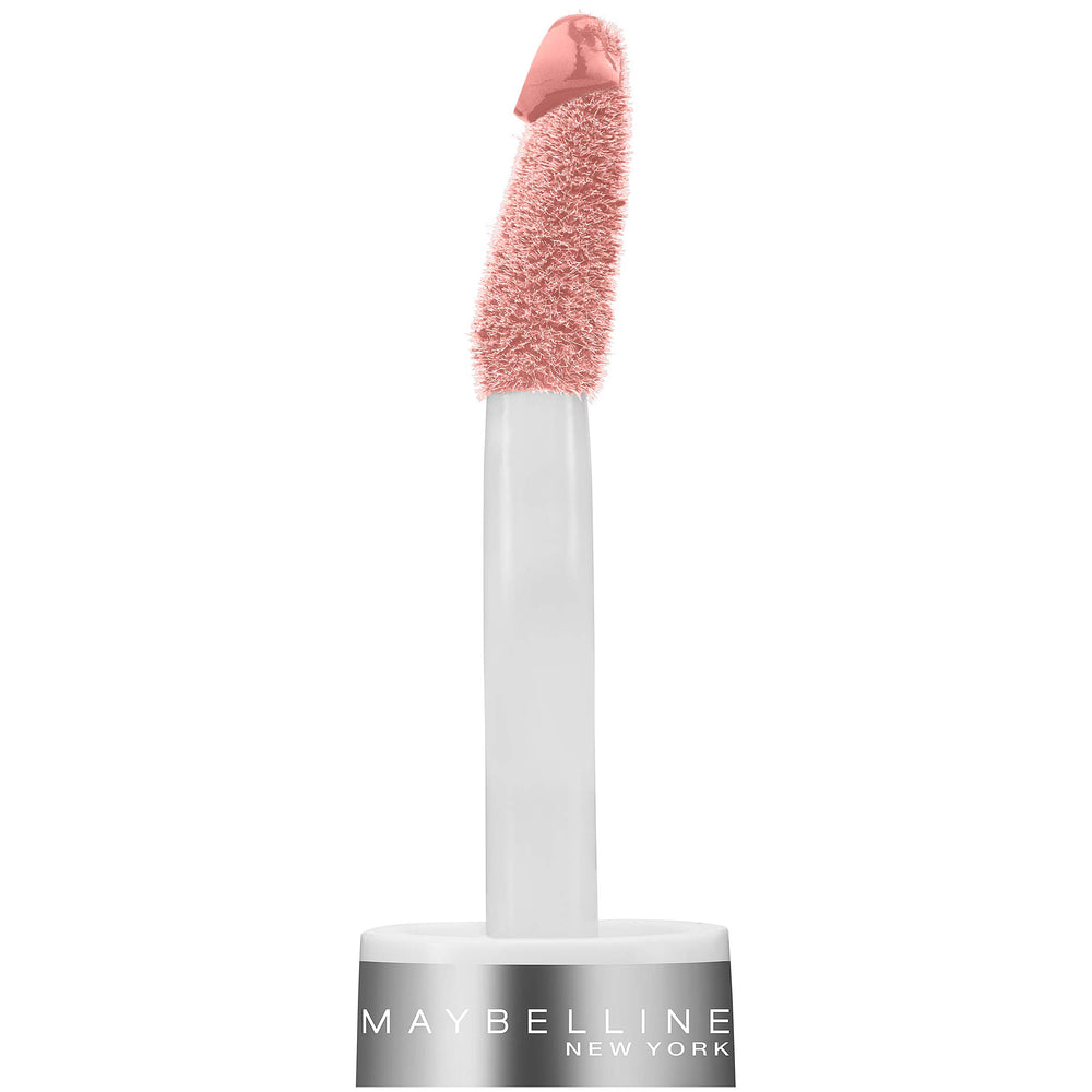 Maybelline Super Stay 24 teinte rouge intense pour un effet dramatique.