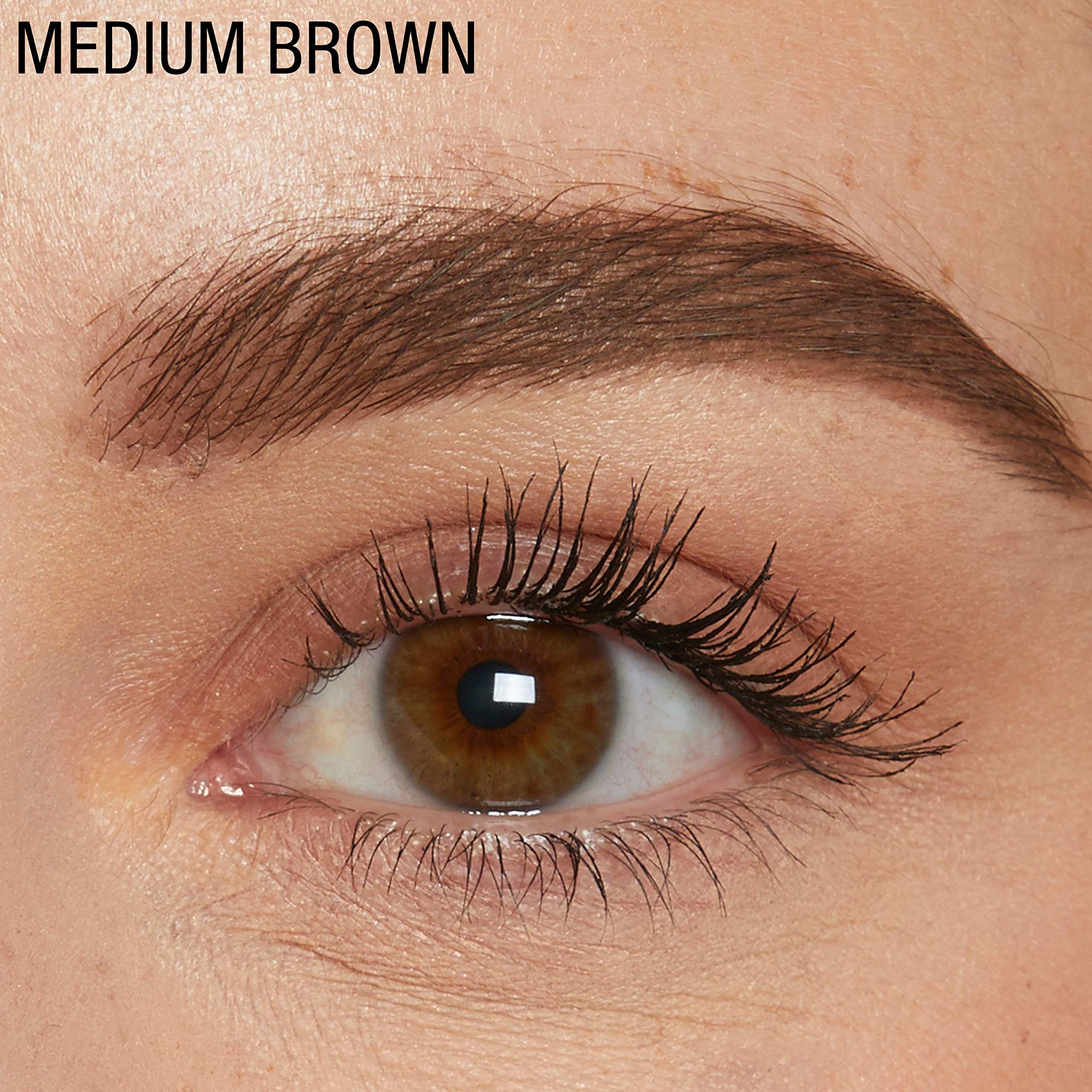 Maybelline TattooStudio Sourcils Pomade application en trois étapes pour un résultat structuré.