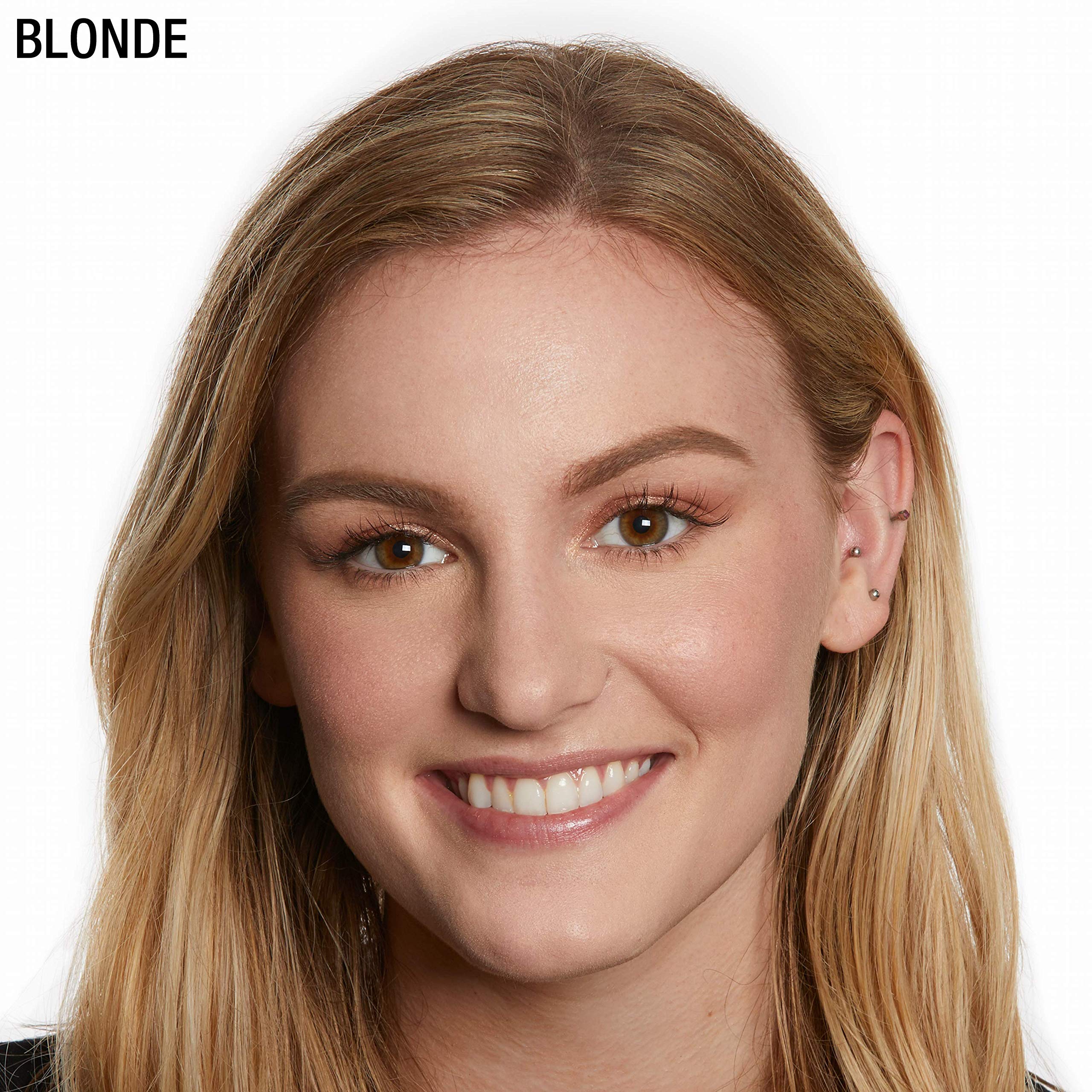 Maybelline TattooStudio Brow Pomade blonde, controle modulable pour effets subtils.