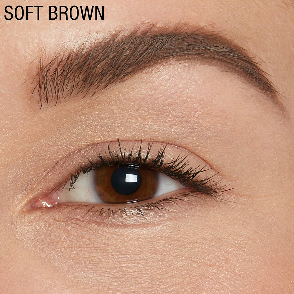 Maybelline TattooStudio Brow Pomade contrôle précis grâce à l'applicateur double