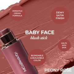 Texture crème soyeuse du Baby Face Stick pour un fini léger.
