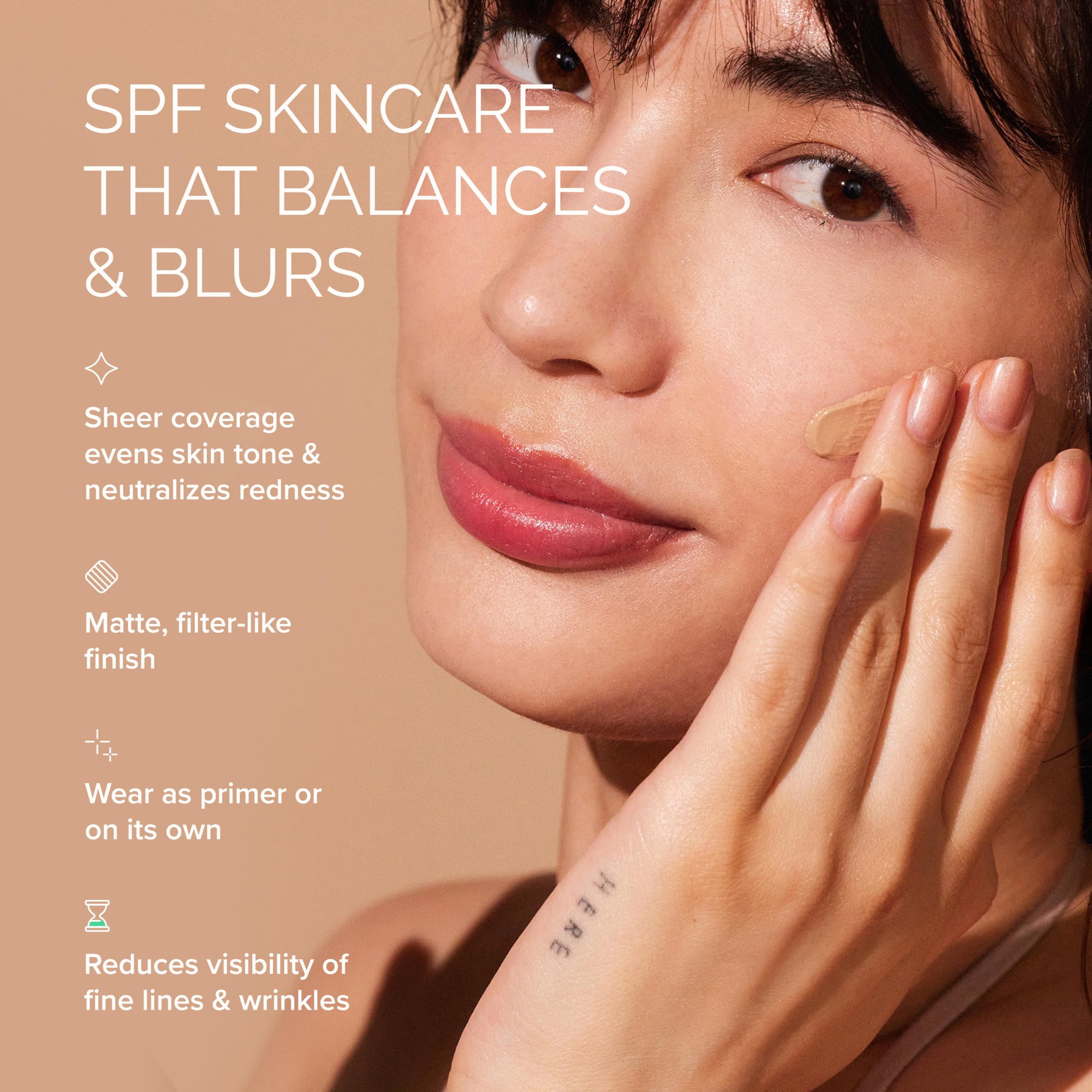 Fini mat naturel de la crème teintée MDSolarSciences sans effet masque.