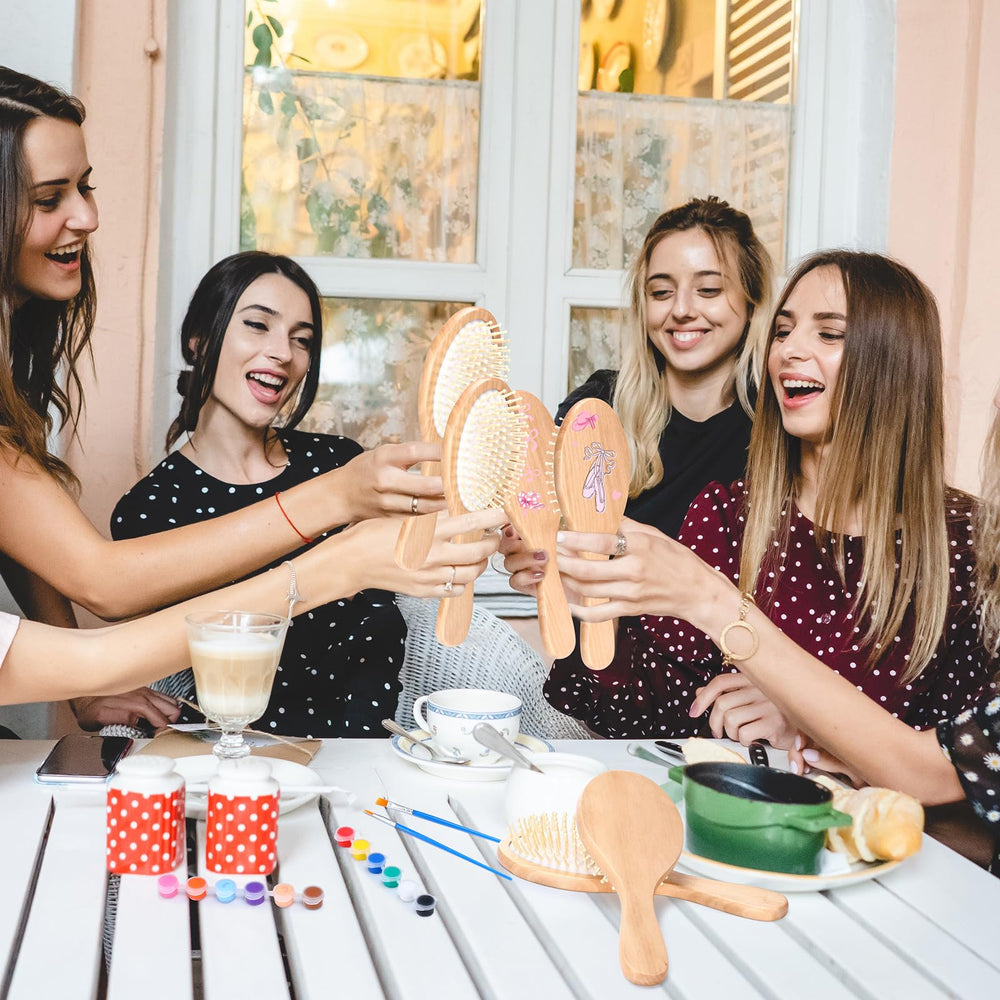 Meanplan brosse en bois naturel: durable et agréable au toucher.