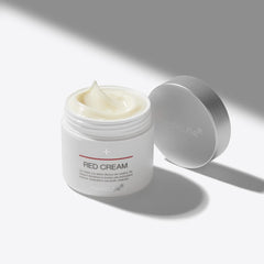Medicube Red Cream 2.0 – Texture crème légère, application fluide.