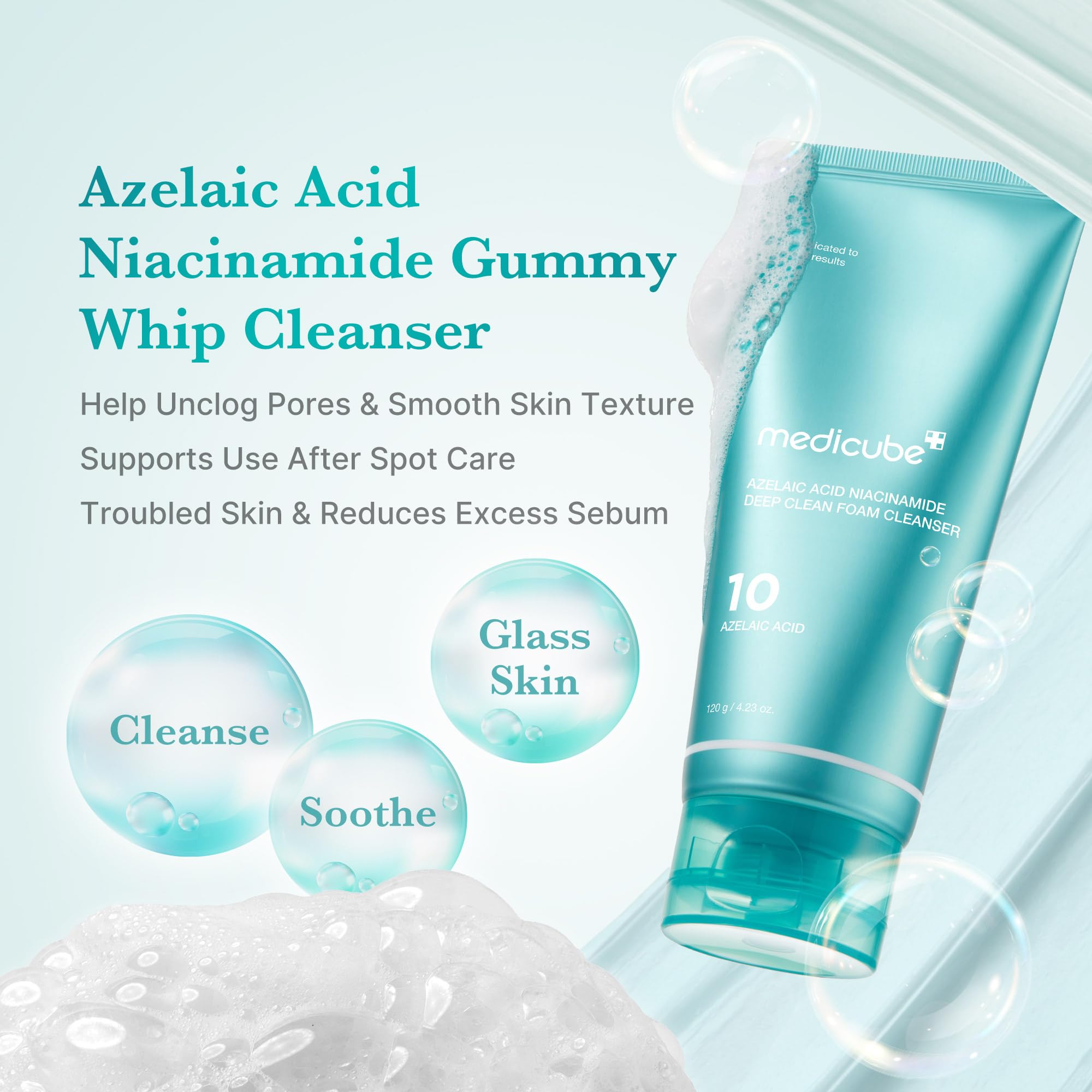 Medicube texture bulle bleue s étire puis mousse douce sur la peau.