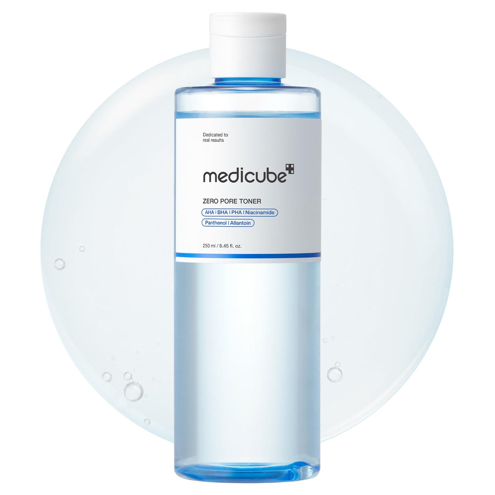 Medicube Zero Pore Toner — bouteille bleue, hydratation légère et soin des pores.