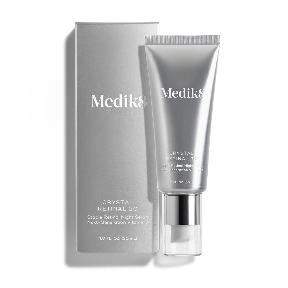 Medik8 Crystal Retinal 20 – bouteille nocturne, soin hydratant et régénérant pour la peau.