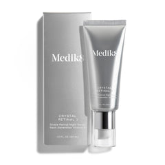 Medik8 Crystal Retinal 3, flacon nocturne, routine anti-âge douce pendant la nuit.