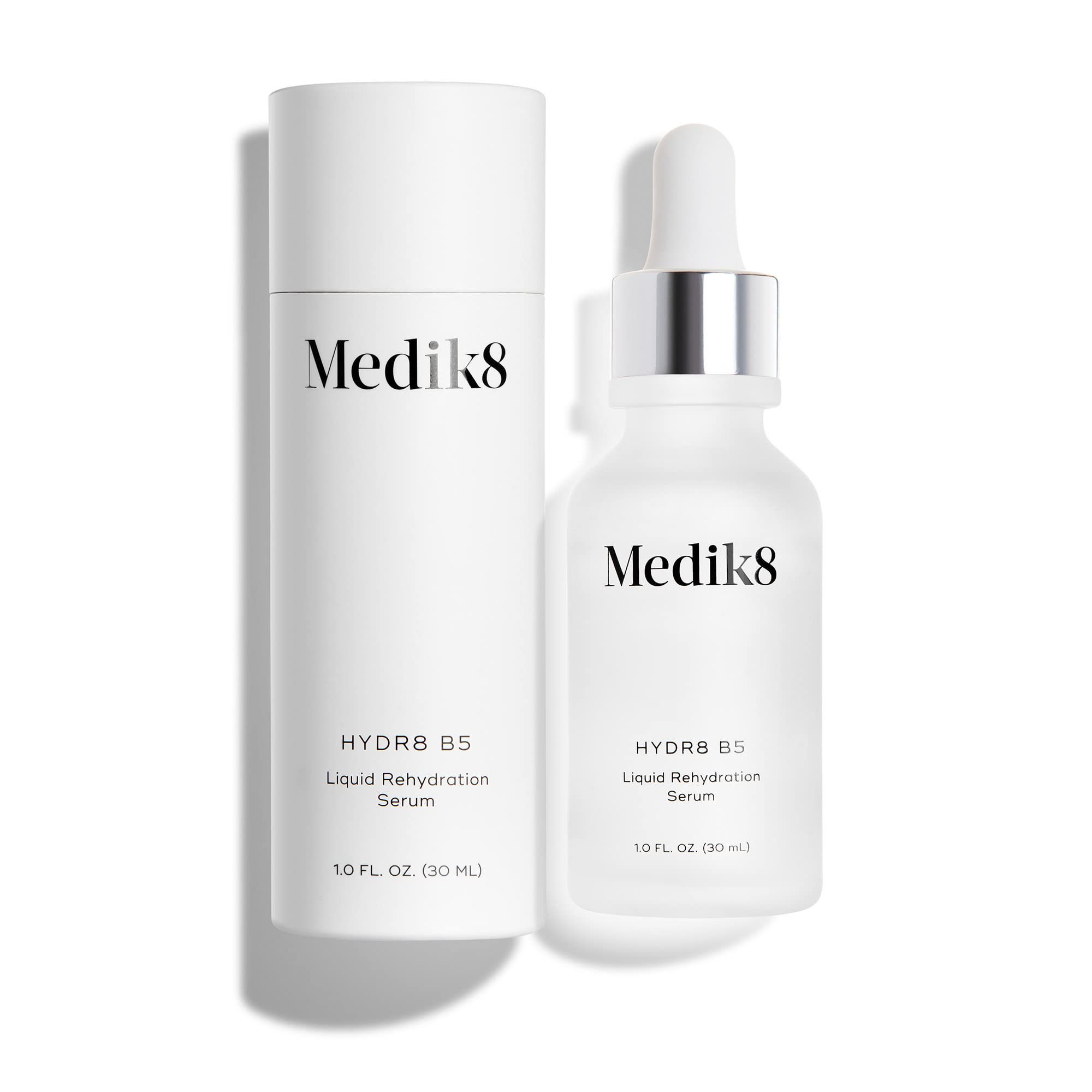 Formule vegan sans gluten hydratante Medik8 Hydr8 B5 pour usage quotidien.