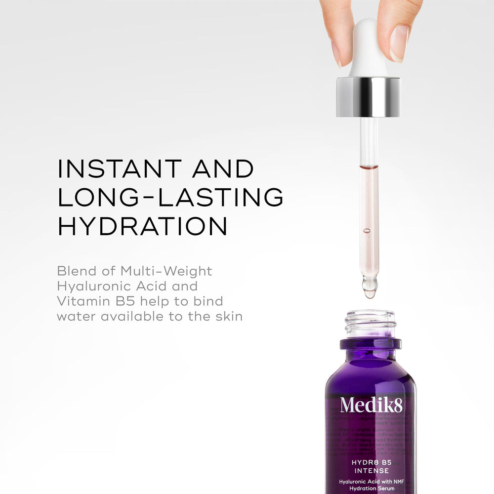 Medik8 Hydr8 B5 Intense – emballage élégant qui protège le sérum lors des voyages.