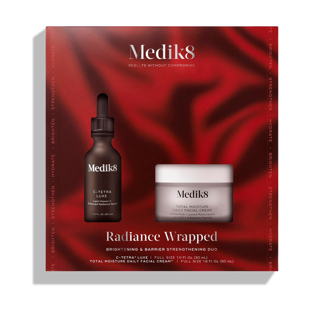Flacon-serum vitamine C Medik8, éclat potentiel et protection antioxydante.