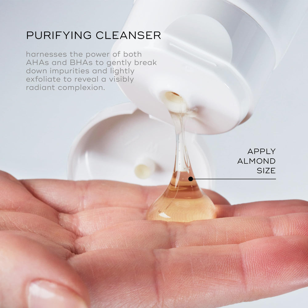 Medik8 Surface Radiance Cleanse, hydratation légère, soin nettoyant sans tiraillement.
