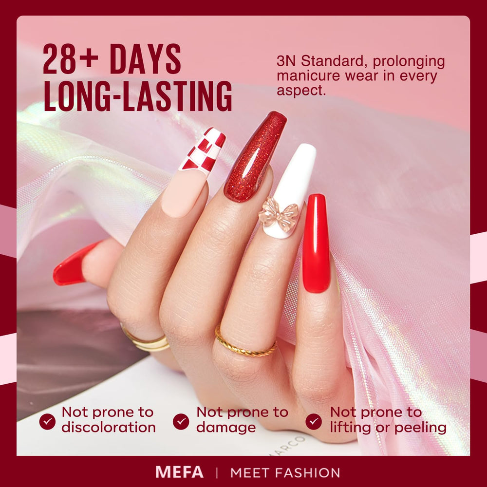Vernis gel MEFA nude violet élégant, look chic.