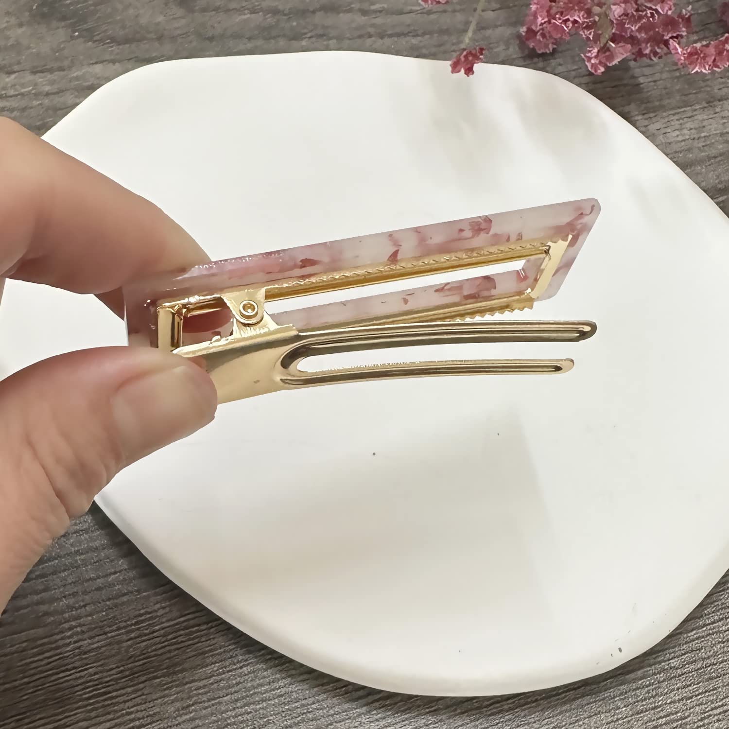 Coiffure polyvalente Mehayi barrettes perles pour cérémonie et quotidien