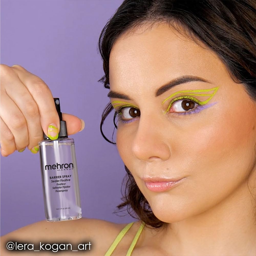 Mehron Barrier Spray – préparation-maquillage: protège la peau avant l’application.