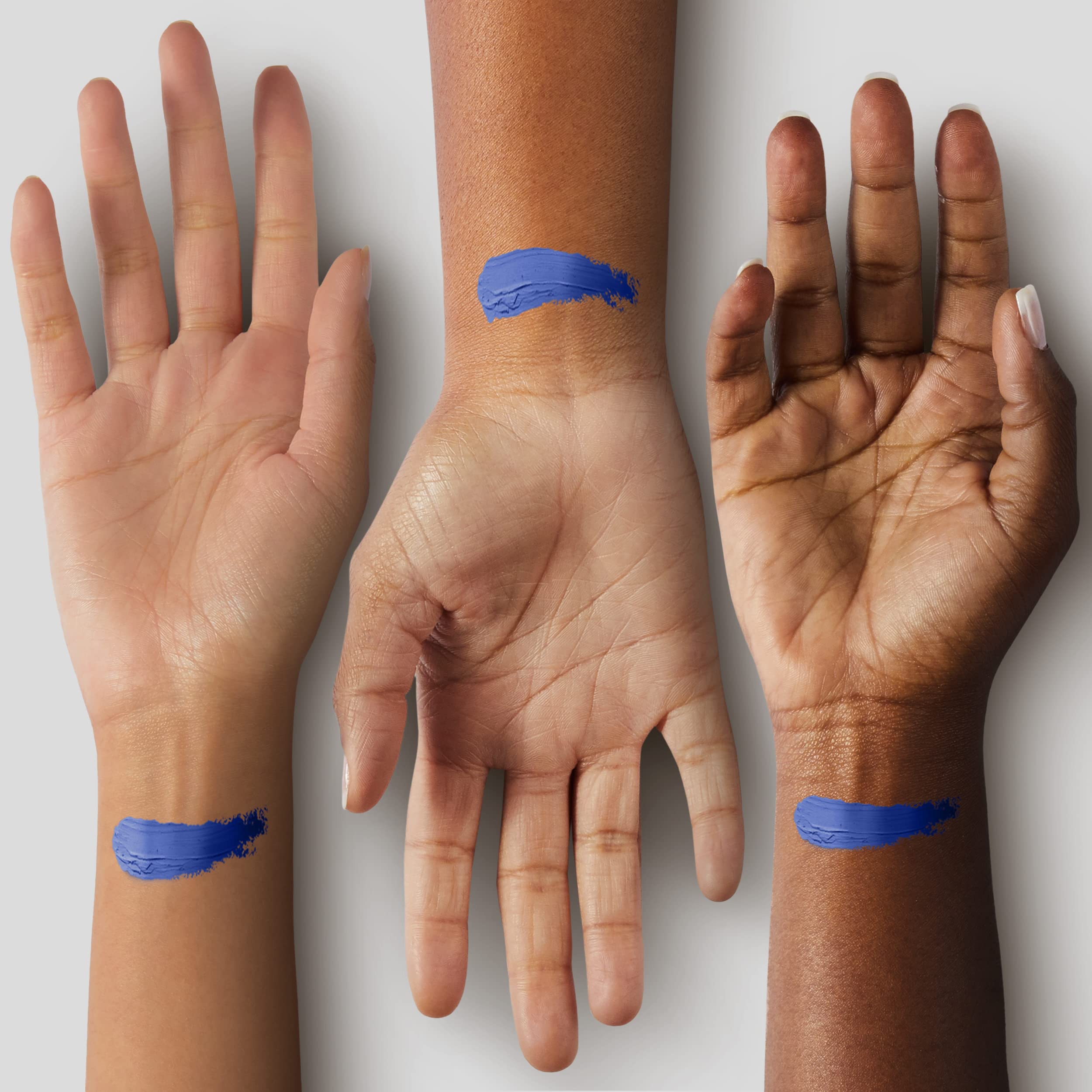 Pigments bleu vif du CreamBlend Stick pour effets dramatiques