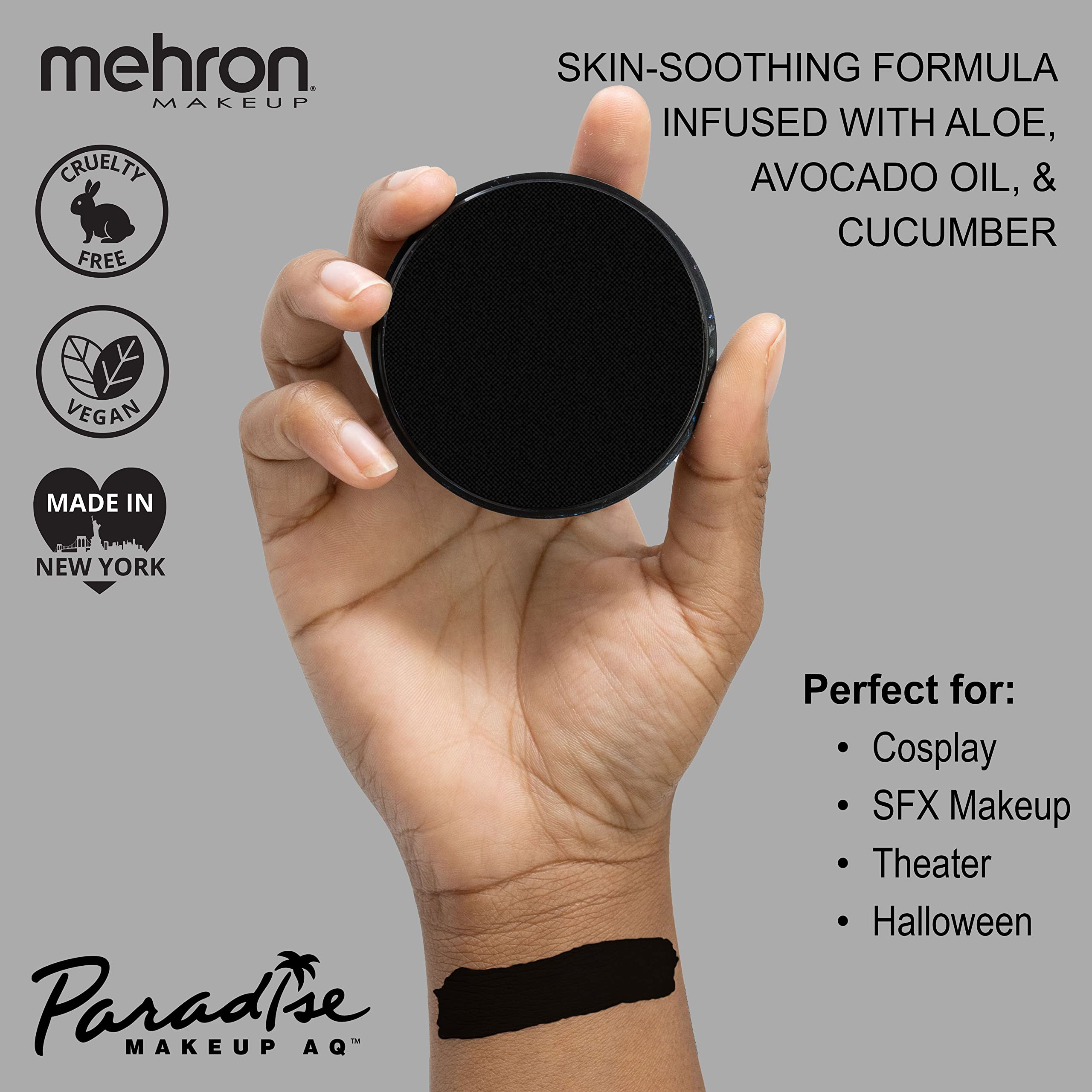 Mehron Paradise AQ Pro sur la peau pour des couleurs précises et homogènes.