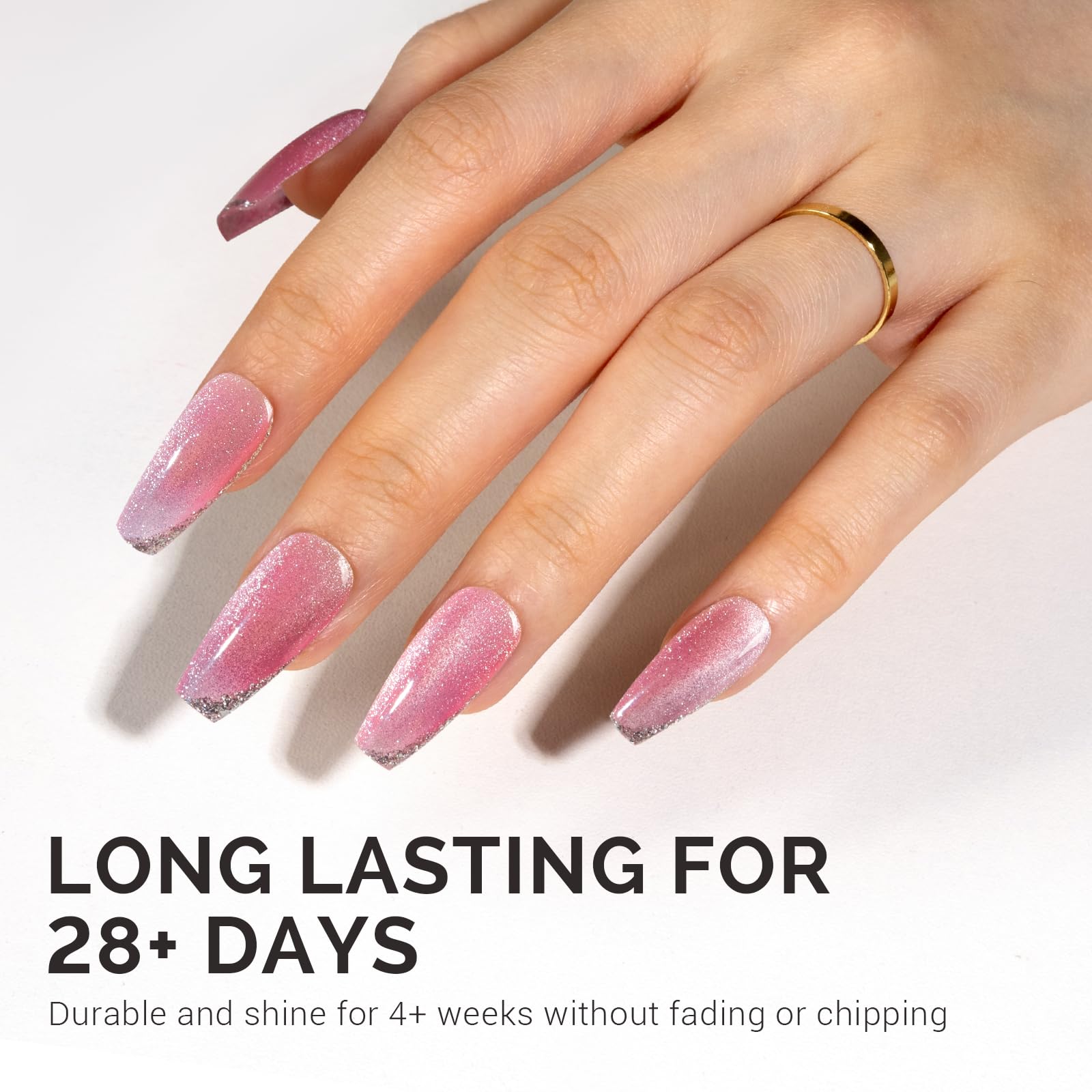 MelodySusie Jeweliver vernis gel application fluide grâce à la brosse auto-nivelante.