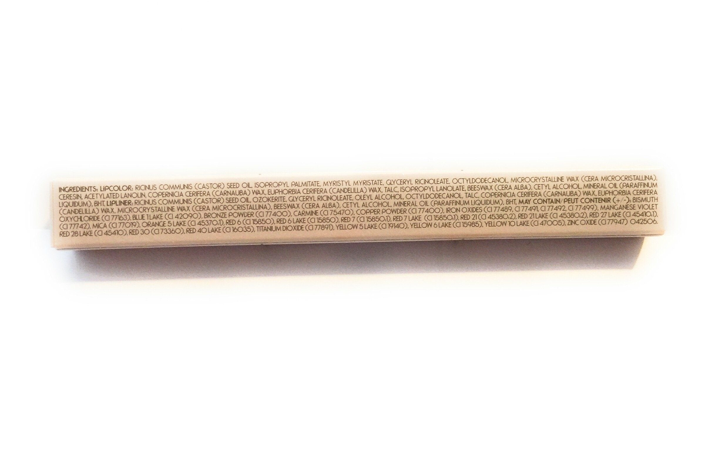 Merle Norman Crayon Lèvres Plus Mocha — teinte-mate pour un fini élégant.