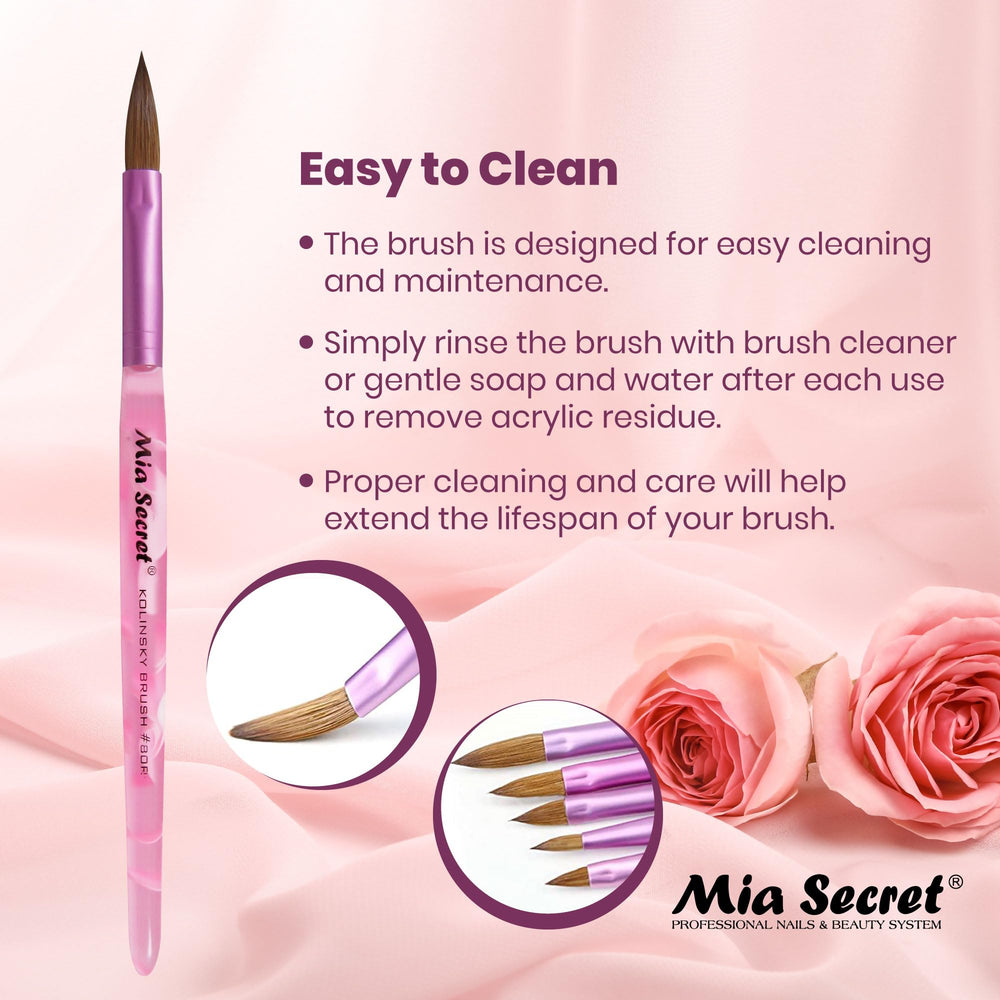 Pinceau Mia Secret Oval Kolinsky, parfait pour art 3D précis.