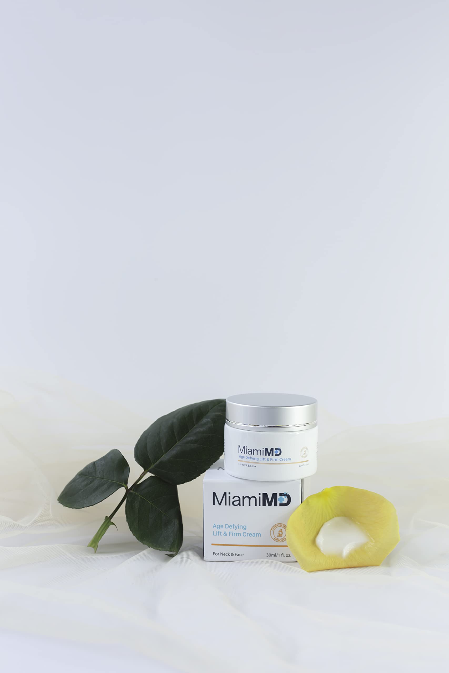 MiamiMD soin contour du visage et du cou pour un contour plus ferme.