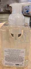 Parfum océan avec melon et muguet pour une ambiance fraîche.