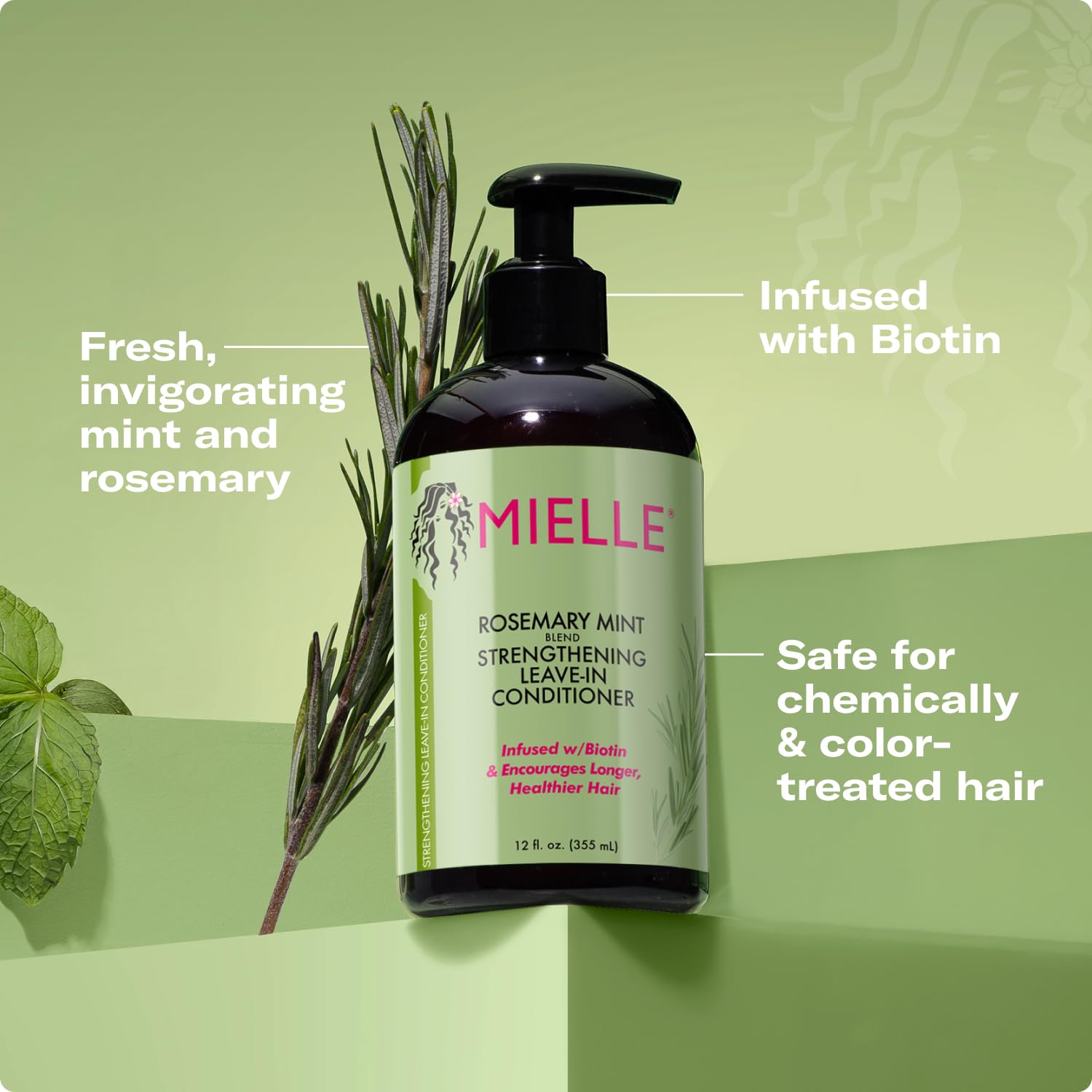 Application sur cheveux humides avec peigne à dents larges, précision et douceur.