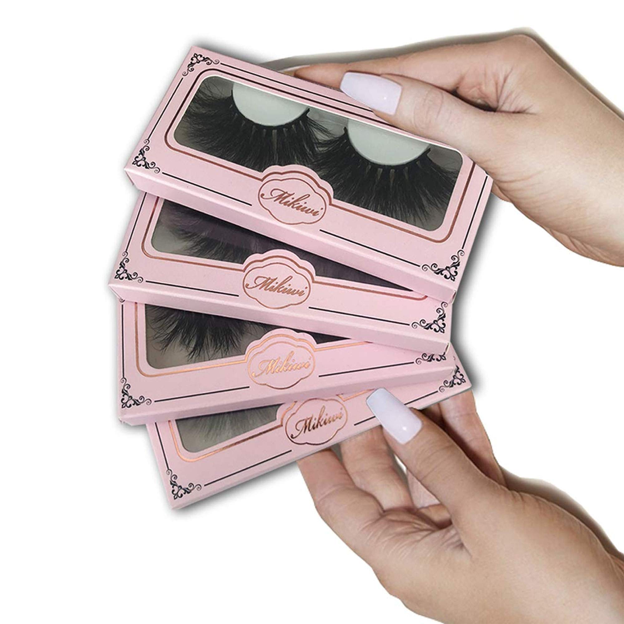 Cils Mikiwi vison 25 mm avec volume duveteux pour un regard intense.