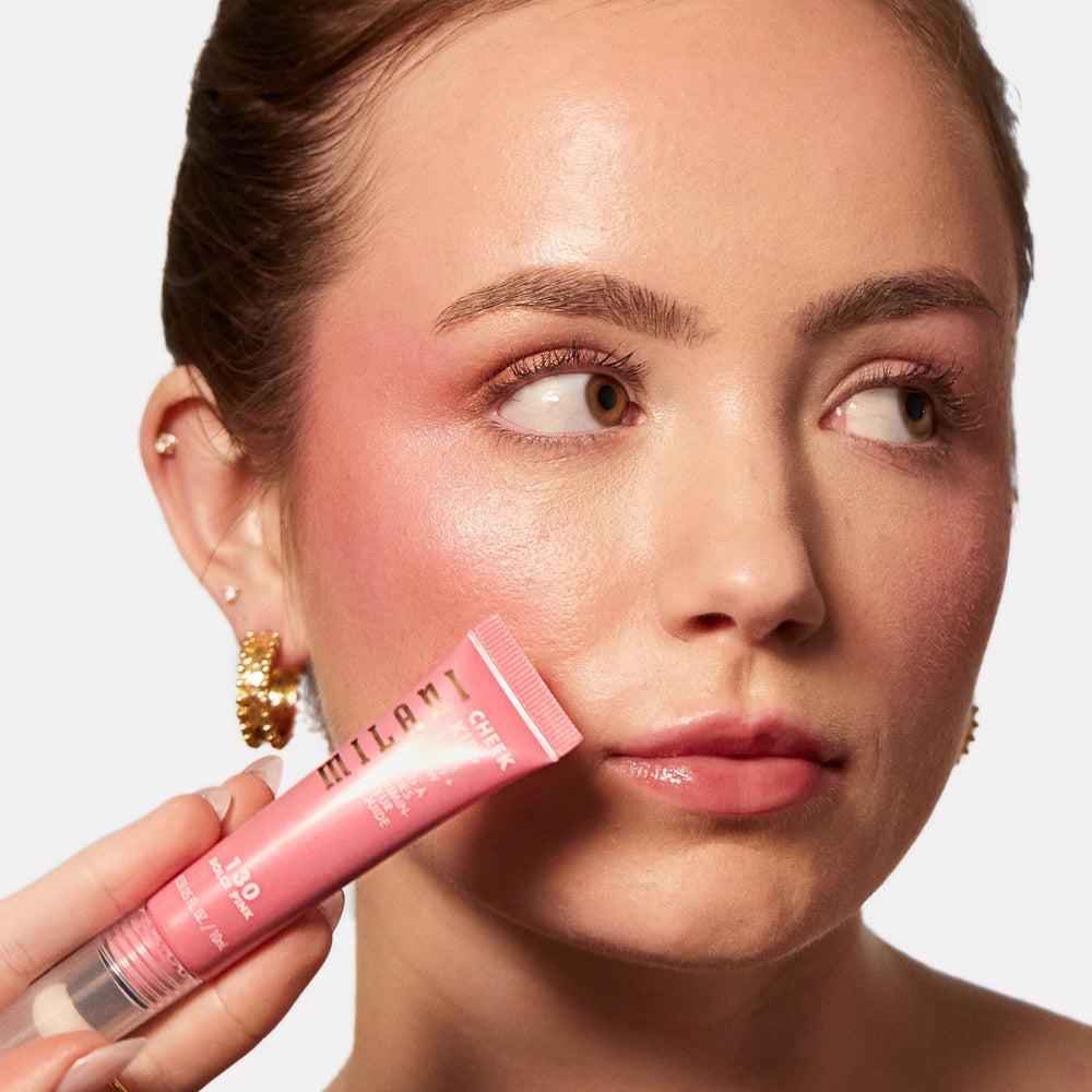Milani Cheek Kiss: mélange d'extraits antioxydants pour l'éclat durable.