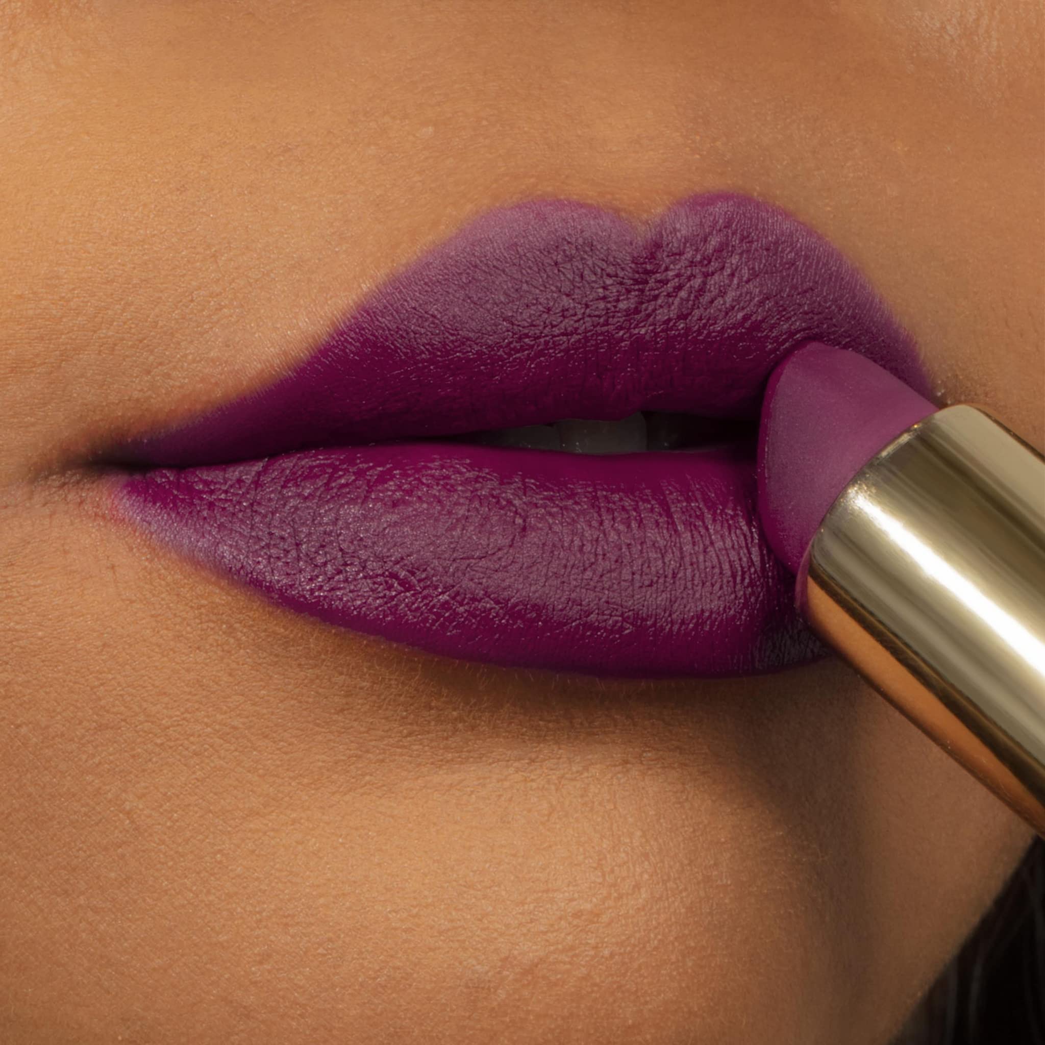 Milani Color Fetish Matte Fleur – rendu intense qui peut durer toute la journée.