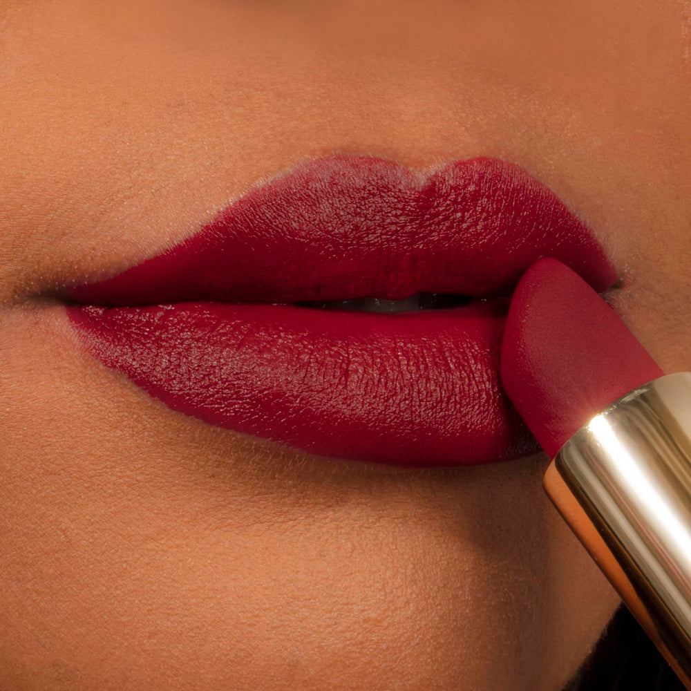 Milani Color Fetish Matte Lipstick Poppy confort d'application tout au long de la journée