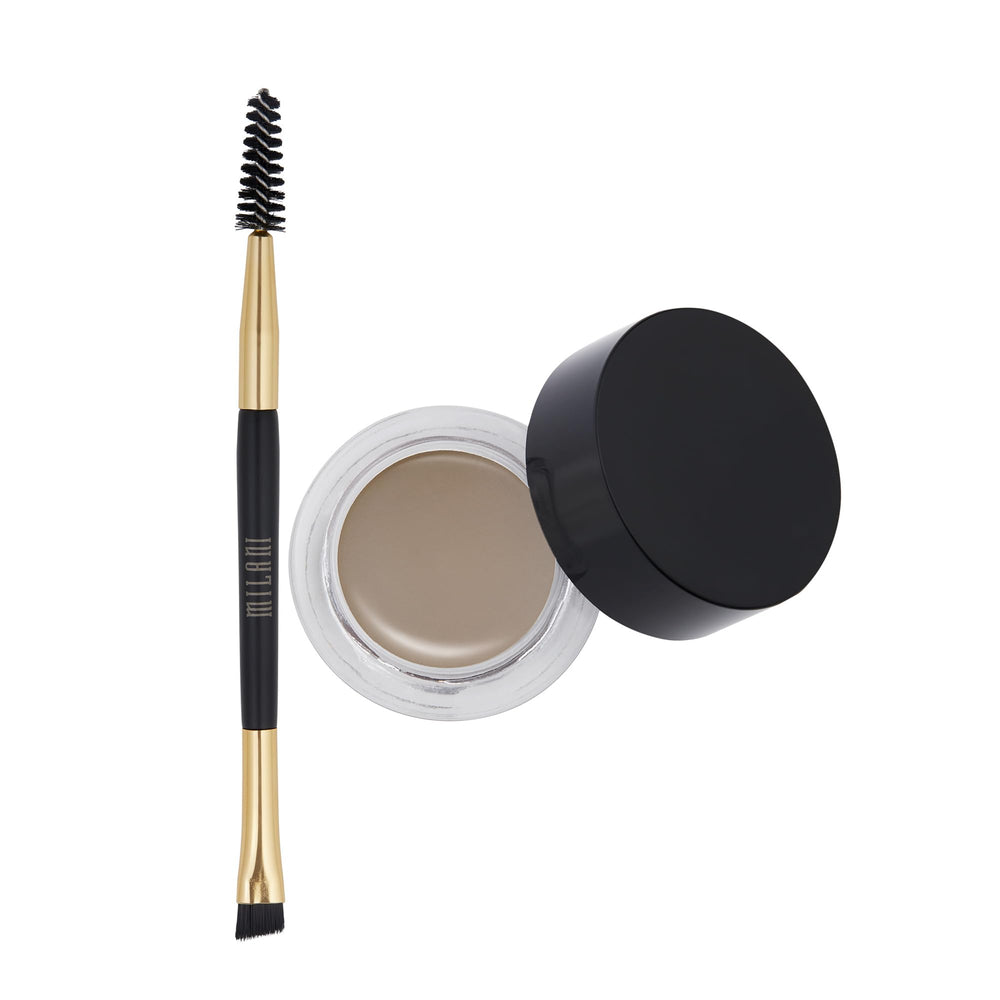 Avant/après avec Milani Stay Put Couleur Sourcils, rendu durable et naturel.